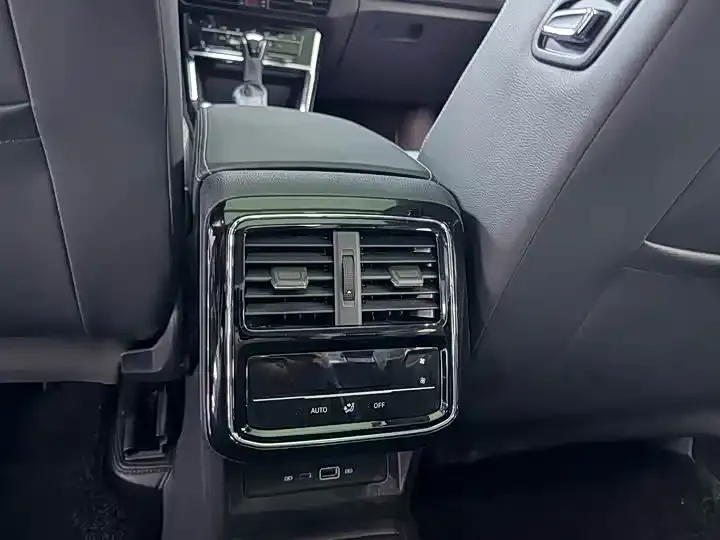 Volkswagen Passat — фото 2