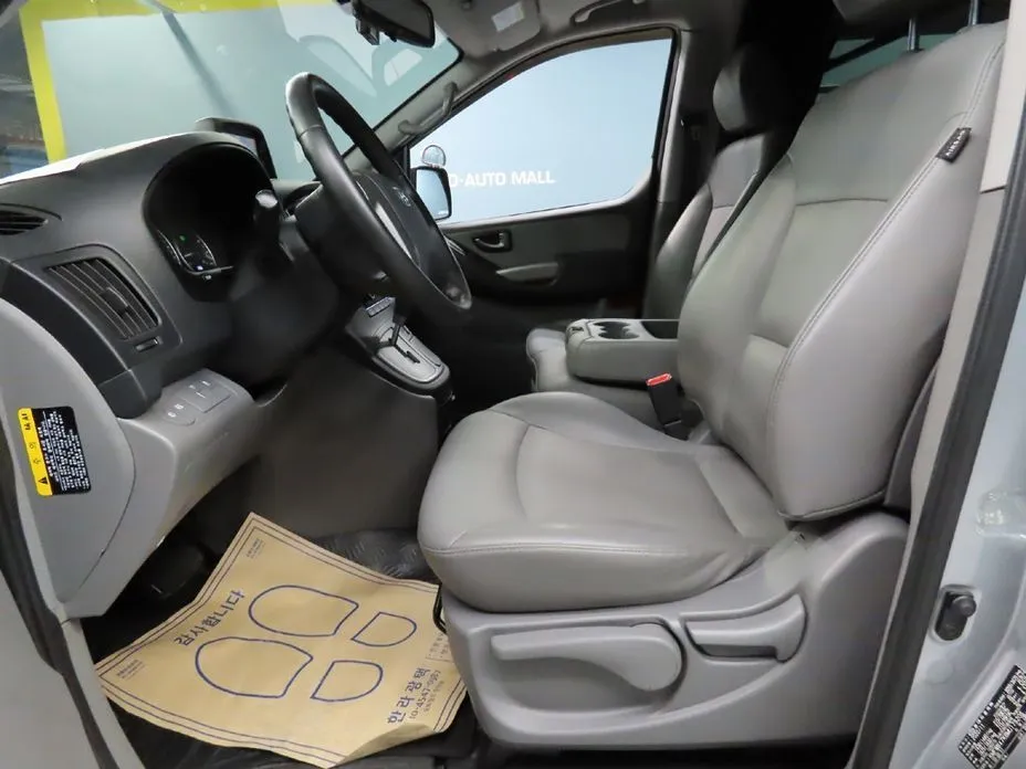 Hyundai Starex — фото 10
