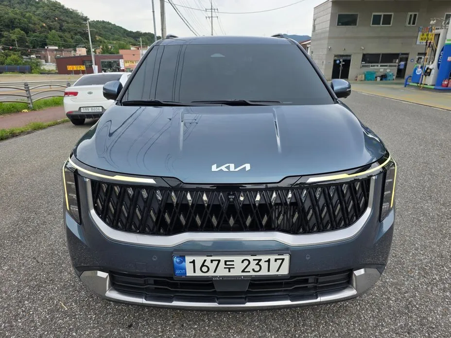Kia Carnival — фото 1