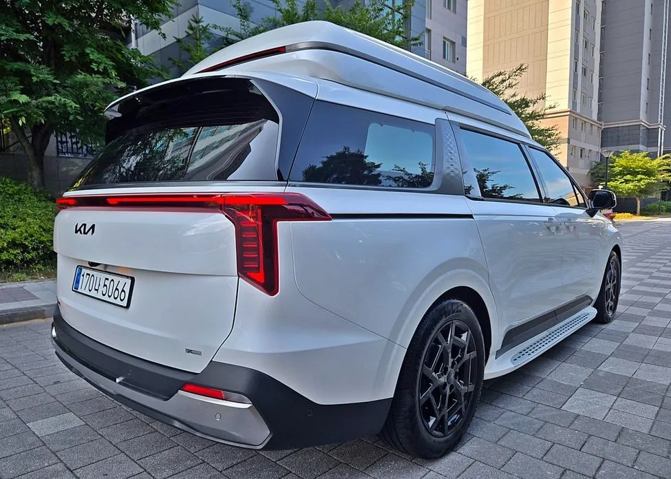 Kia Carnival — фото 3