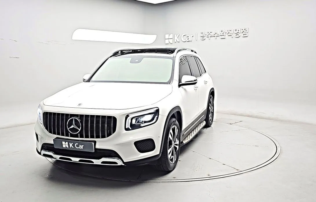 Mercedes-Benz GLB-Class — фото 1