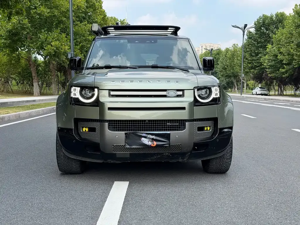 Land Rover Defender — фото 7