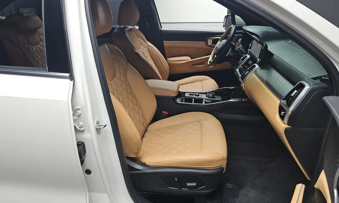 Kia Sorento — фото 6