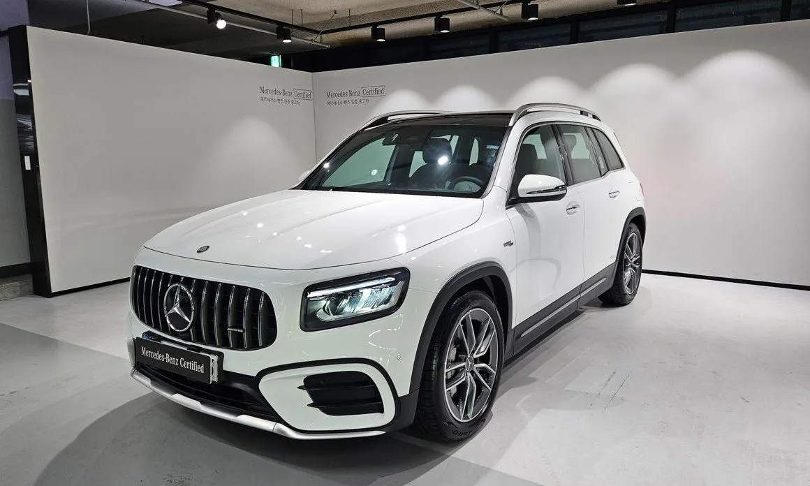 Mercedes-Benz GLB-Class — фото 1