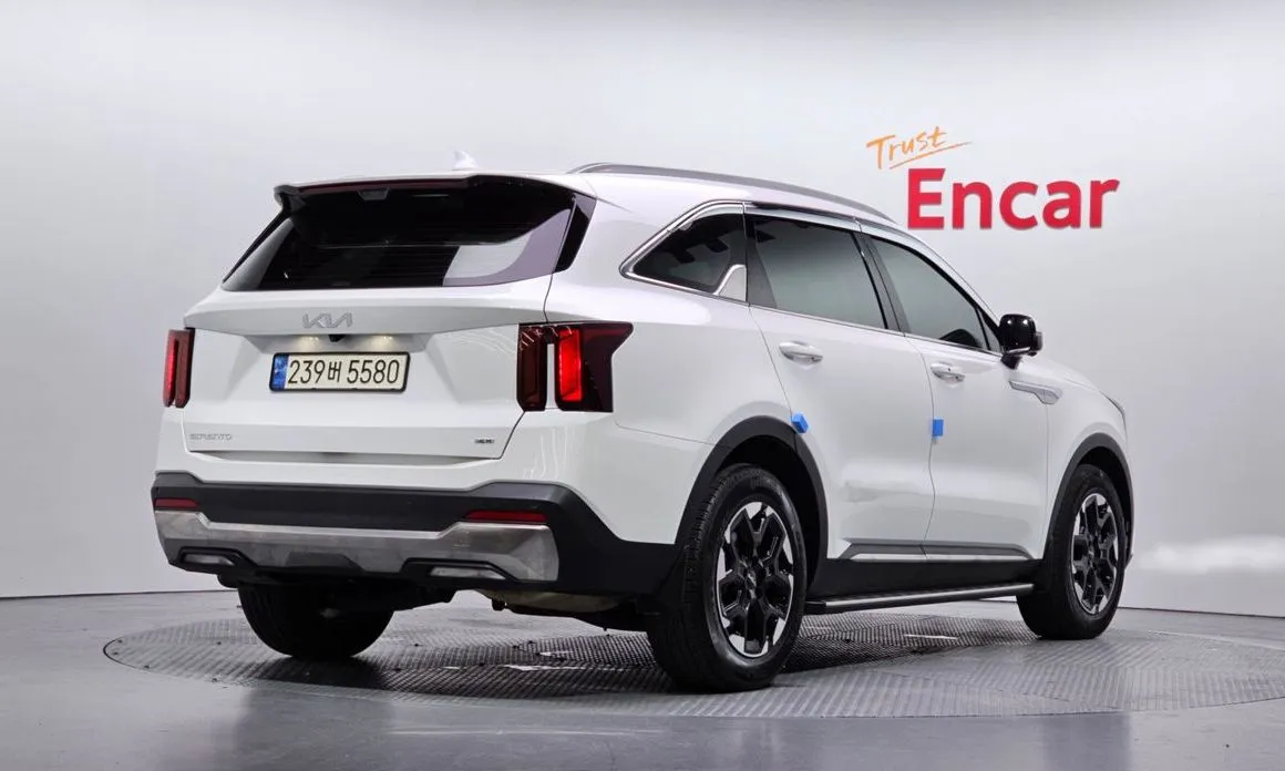 Kia Sorento — фото 5