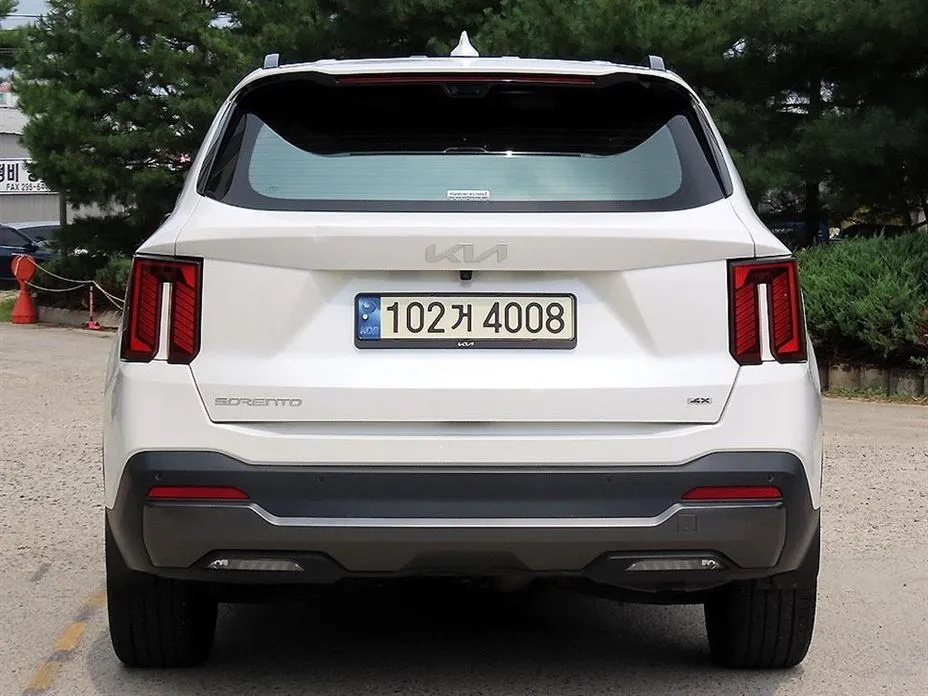 Kia Sorento — фото 4
