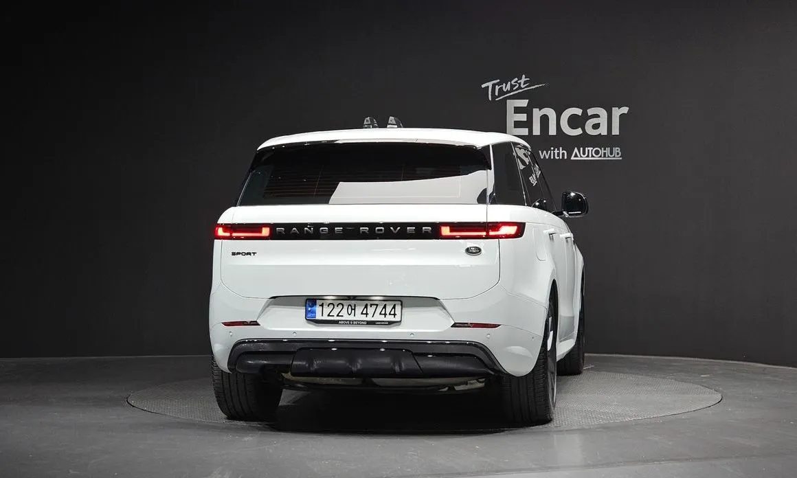 Land Rover Range Rover Sport — фото 4