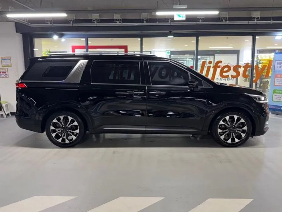 Kia Carnival — фото 10