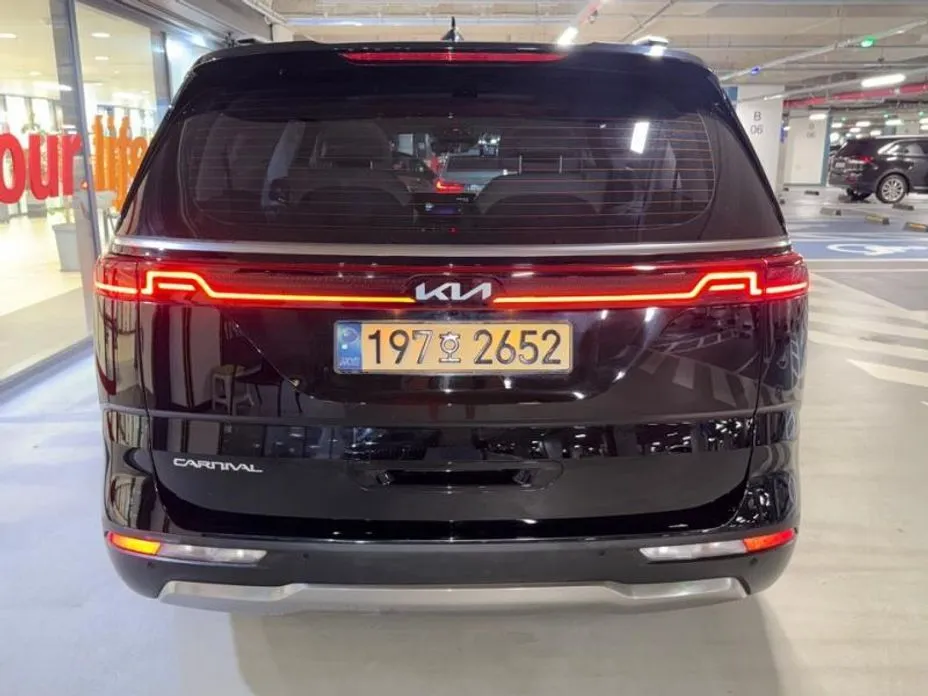 Kia Carnival — фото 5