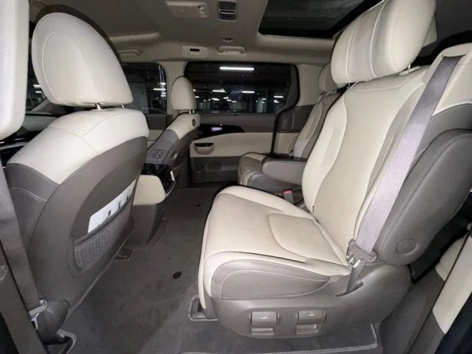 Kia Carnival — фото 4