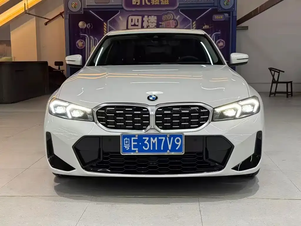 BMW 3 Series — фото 1