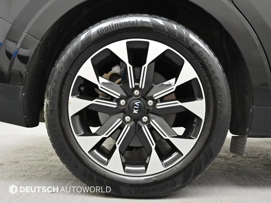 Kia Carnival — фото 10