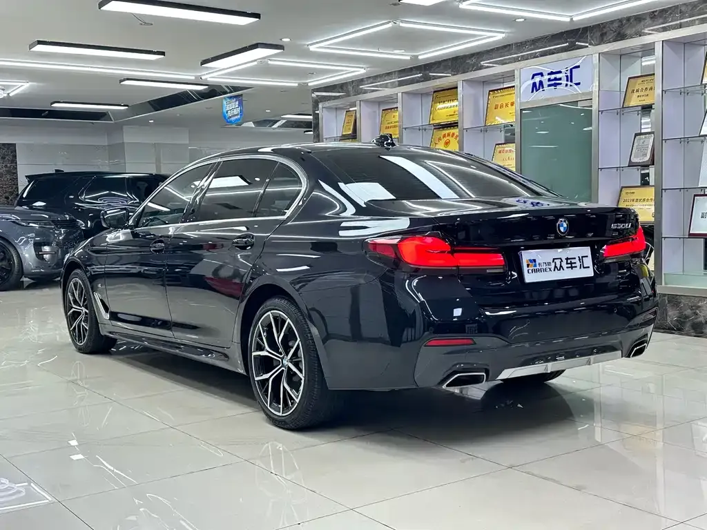BMW 5 Series — фото 4