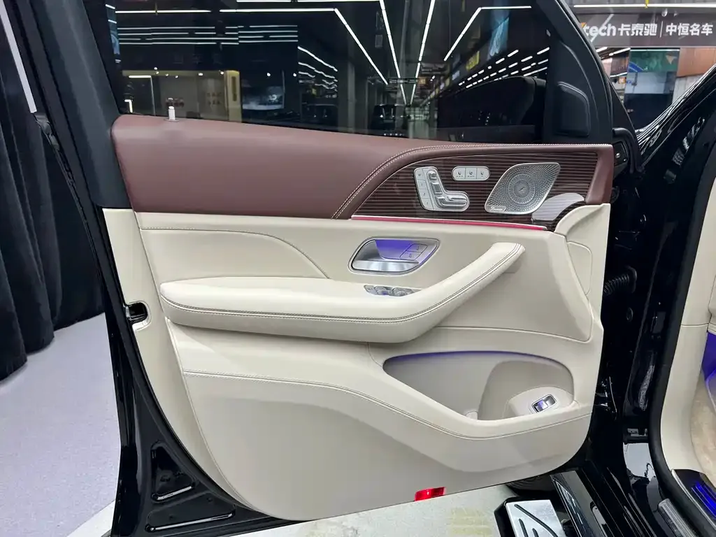 Mercedes-Benz GLS — фото 2