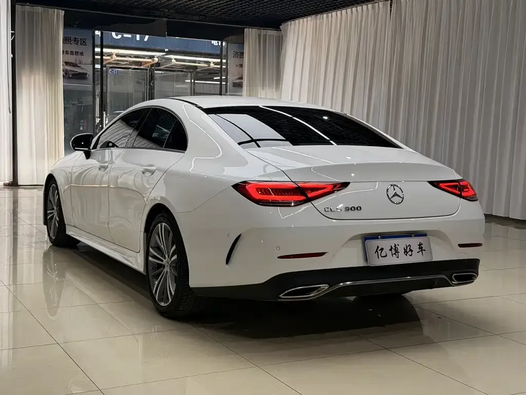 Mercedes-Benz CLS — фото 5