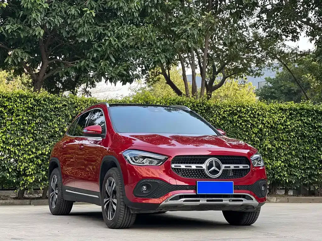 Mercedes-Benz GLA — фото 9