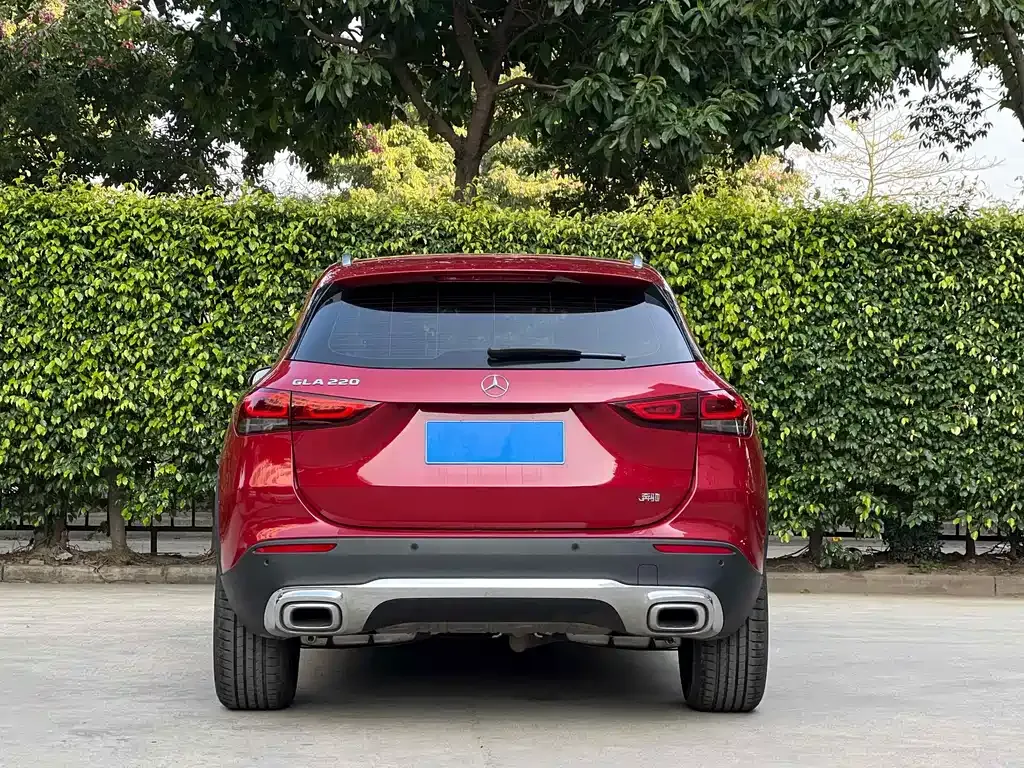 Mercedes-Benz GLA — фото 7