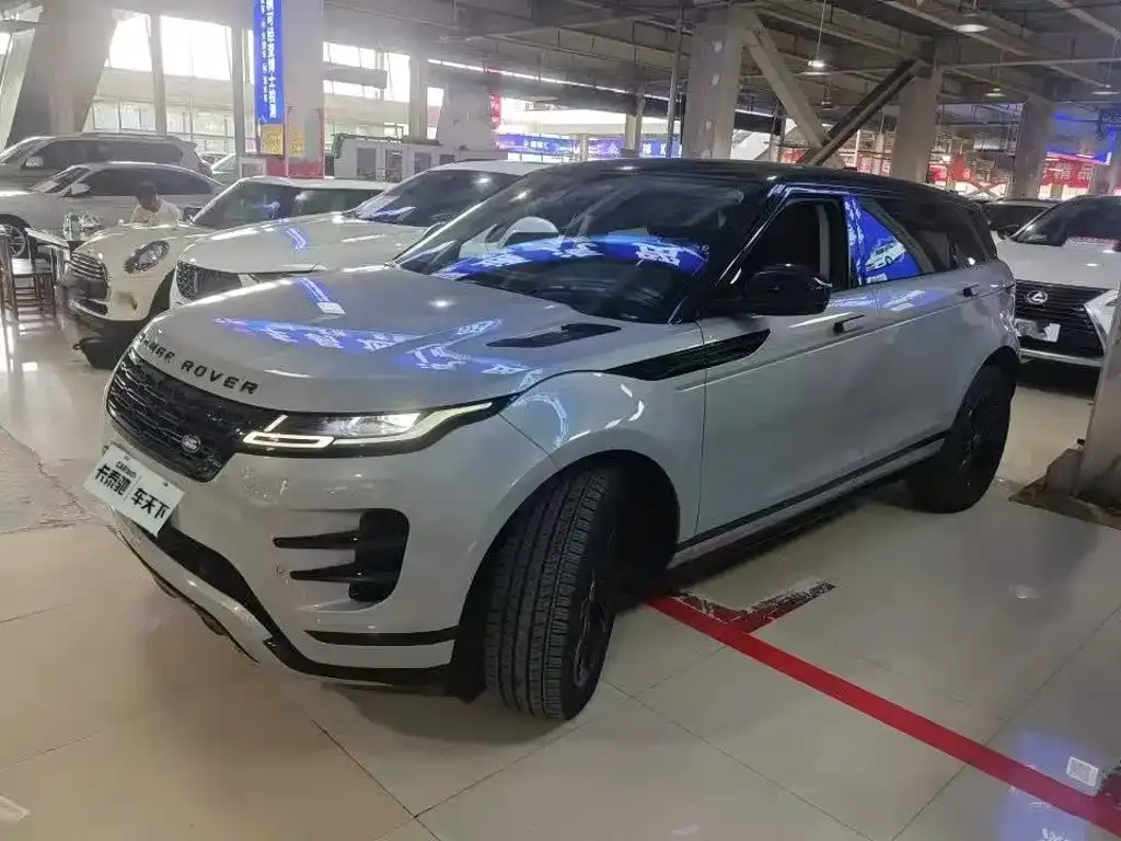 Land Rover Evoque — фото 1