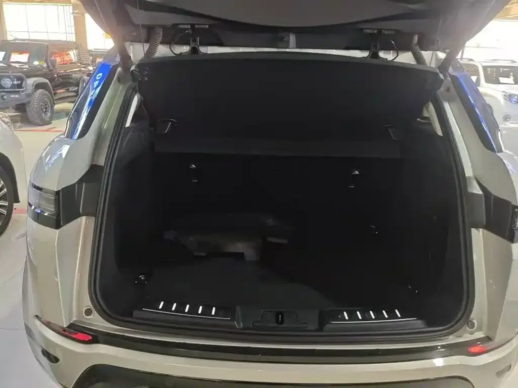 Land Rover Evoque — фото 5