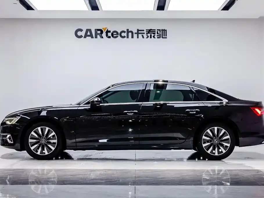 Audi A6L — фото 10