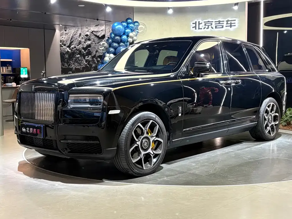 Rolls-Royce Cullinan — фото 1