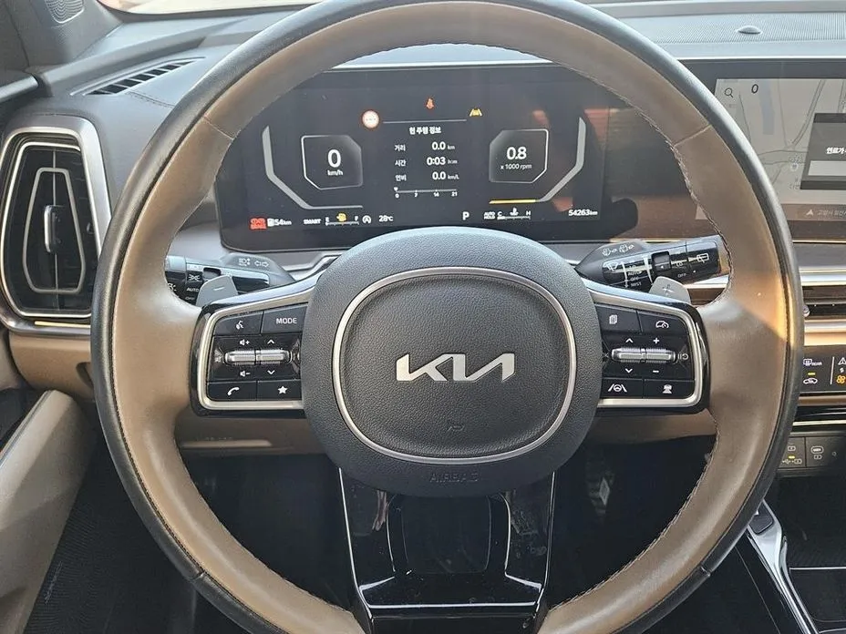 Kia Sorento — фото 4