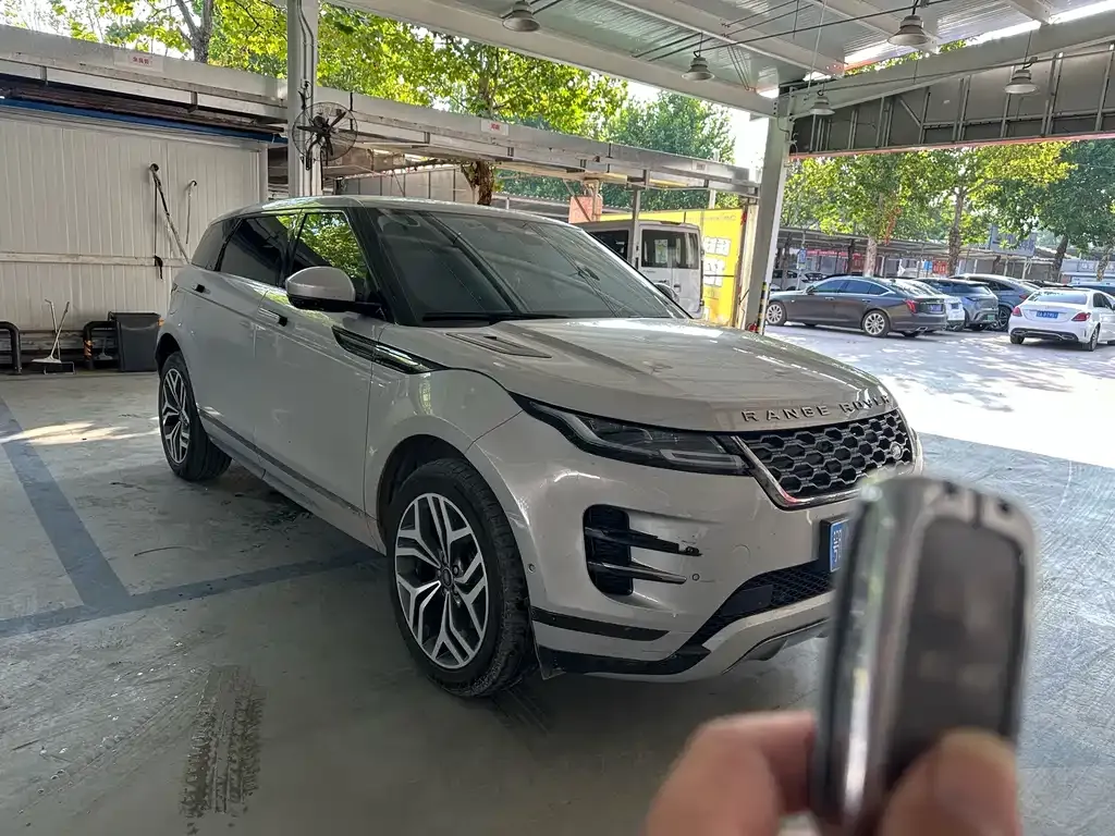 Land Rover Evoque — фото 5