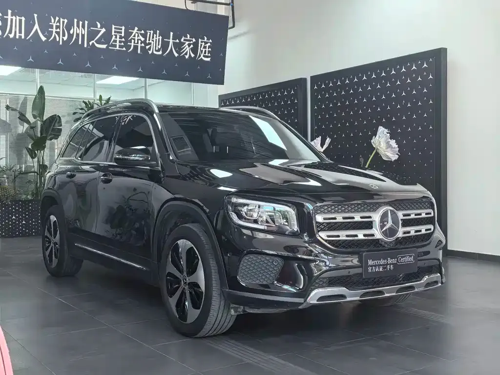 Mercedes-Benz GLB — фото 3