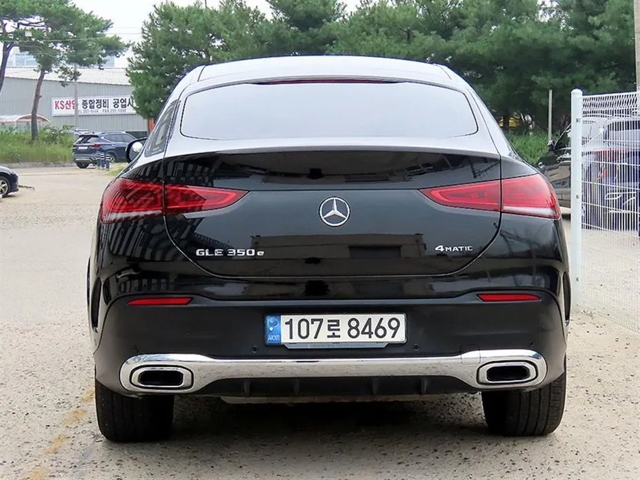 Mercedes-Benz GLE-Class — фото 7