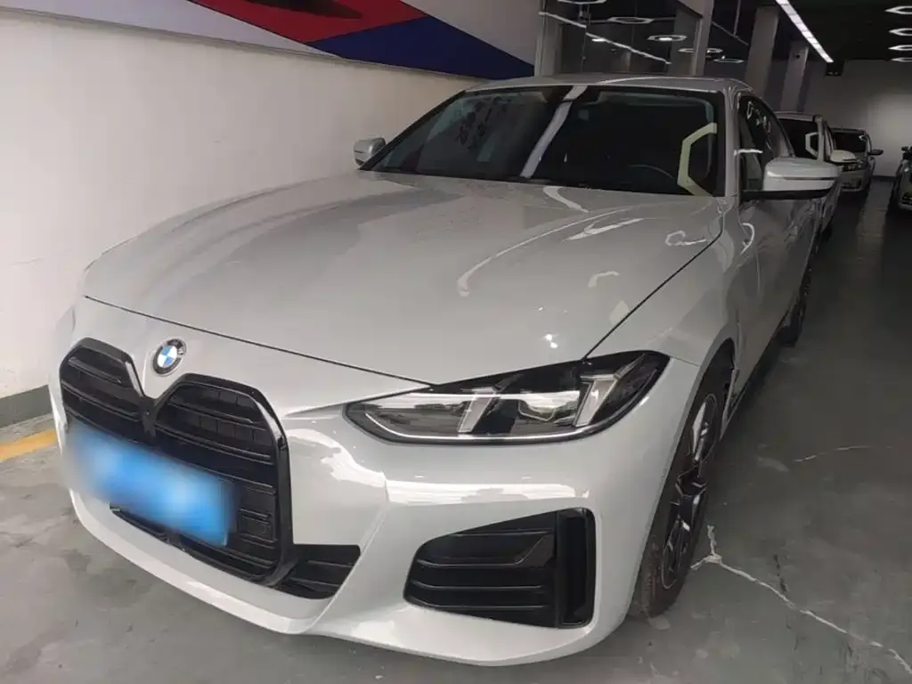 BMW 4 Series — фото 1