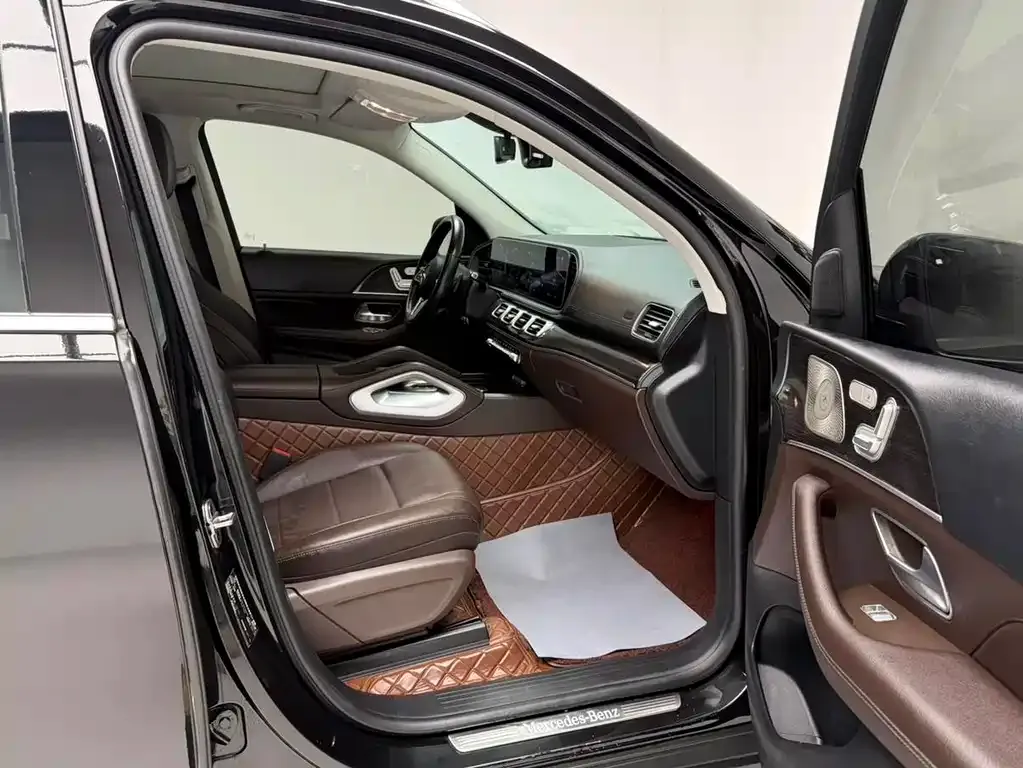 Mercedes-Benz GLE (Import) — фото 7