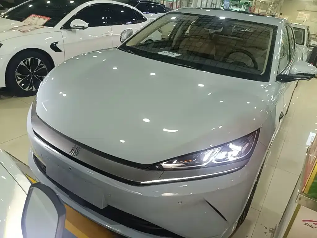 BYD Qin L — фото 1