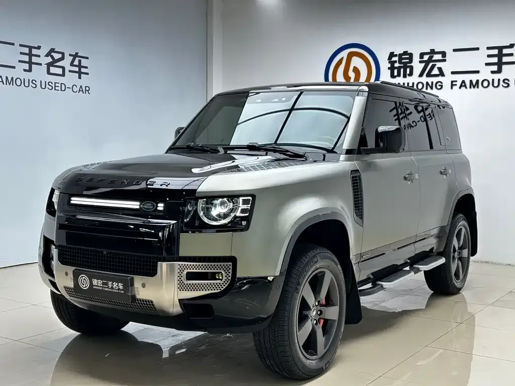 Land Rover Defender — фото 1