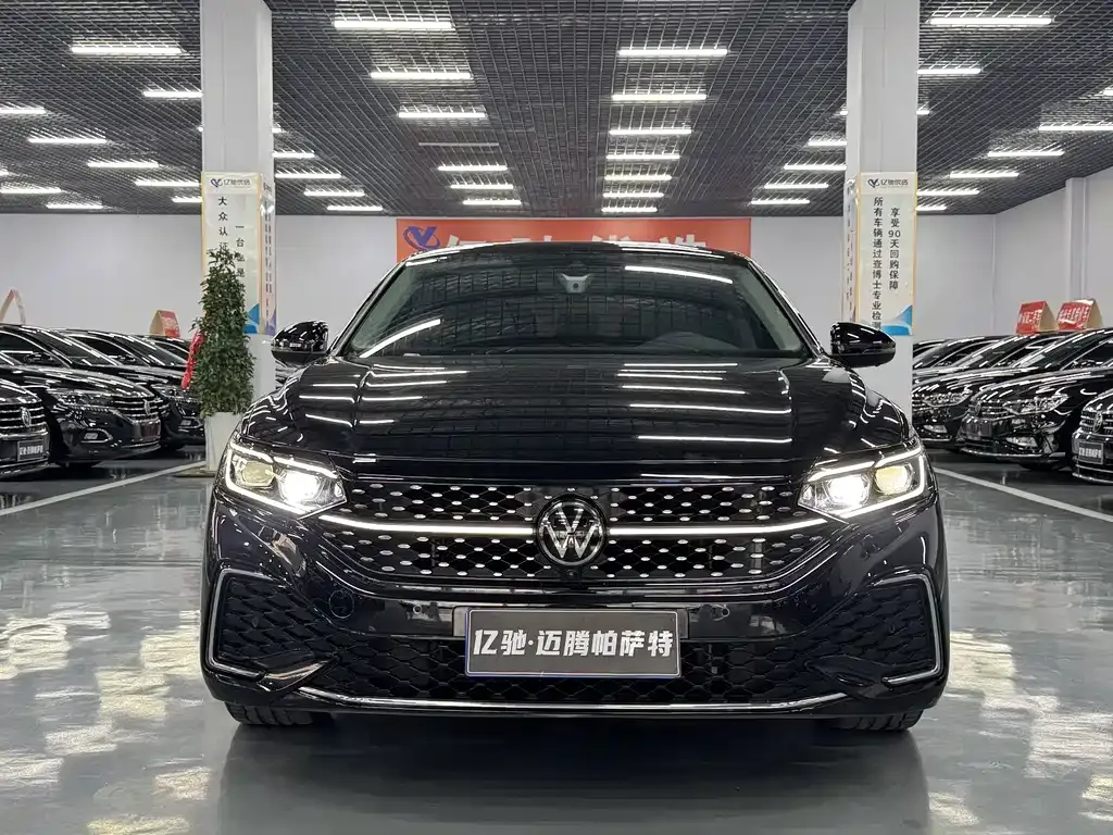Volkswagen Passat — фото 5