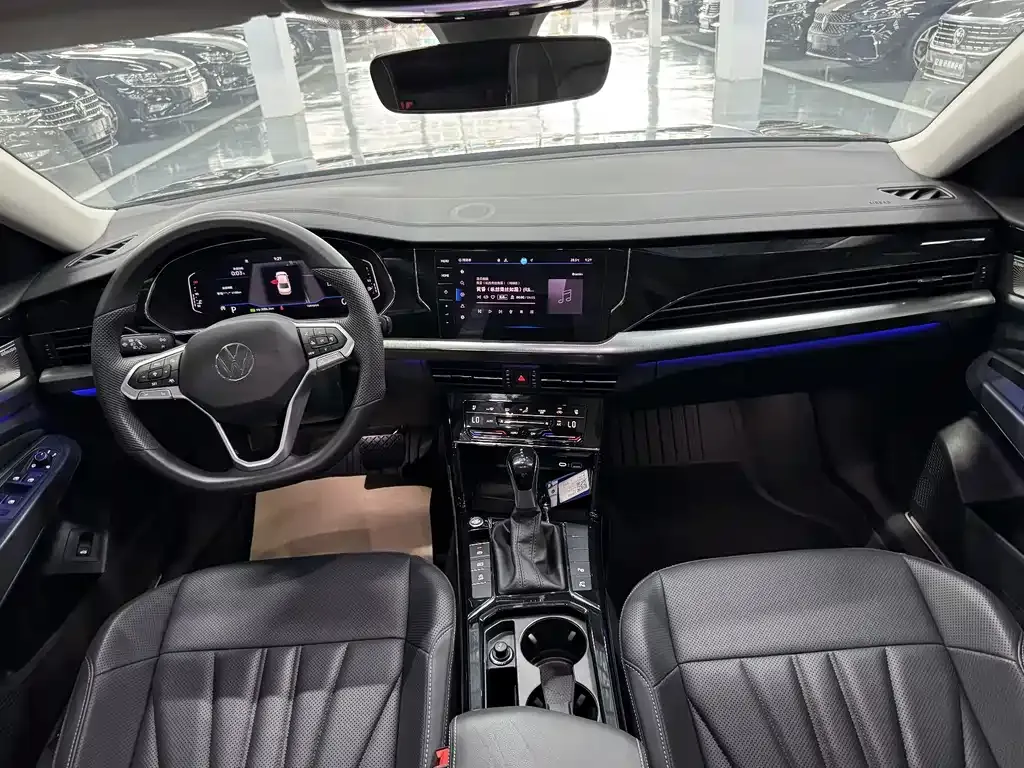 Volkswagen Passat — фото 9