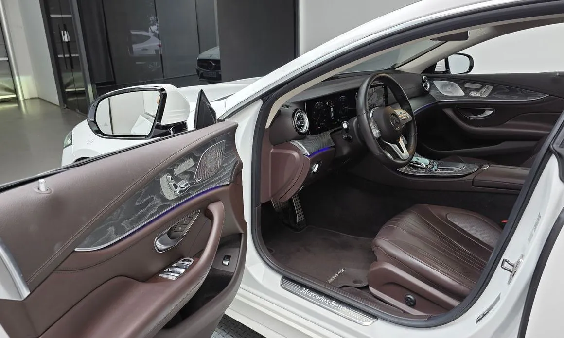 Mercedes-Benz CLS-Class — фото 10