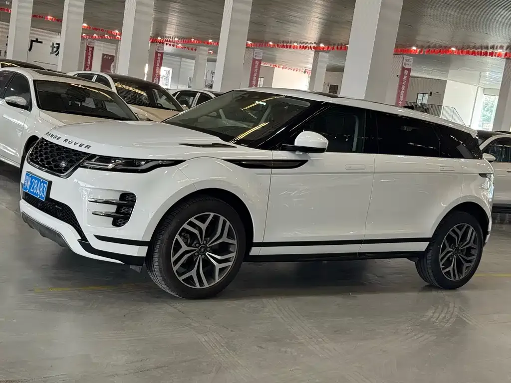 Land Rover Evoque — фото 1