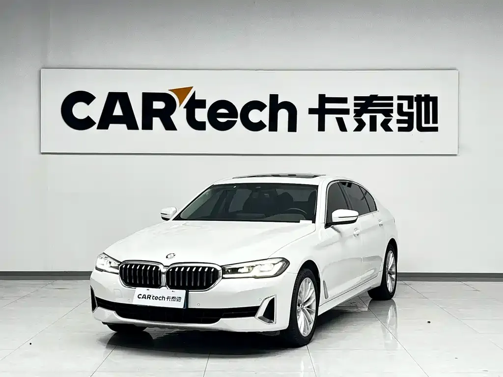 BMW 5 Series — фото 1