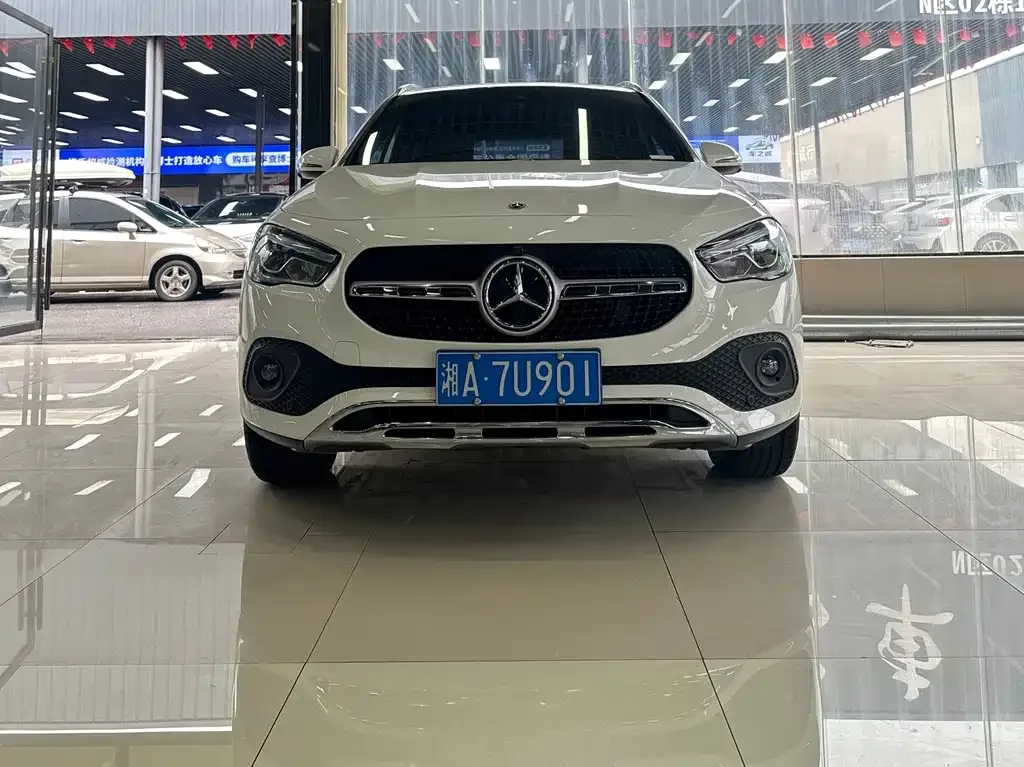 Mercedes-Benz GLA — фото 4
