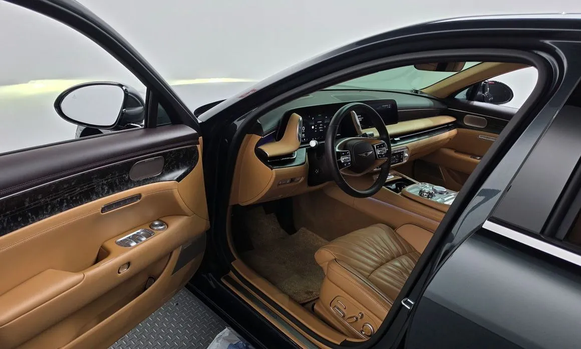 Genesis G90 — фото 10