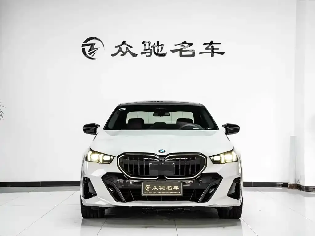BMW 5 Series (Import) — фото 2