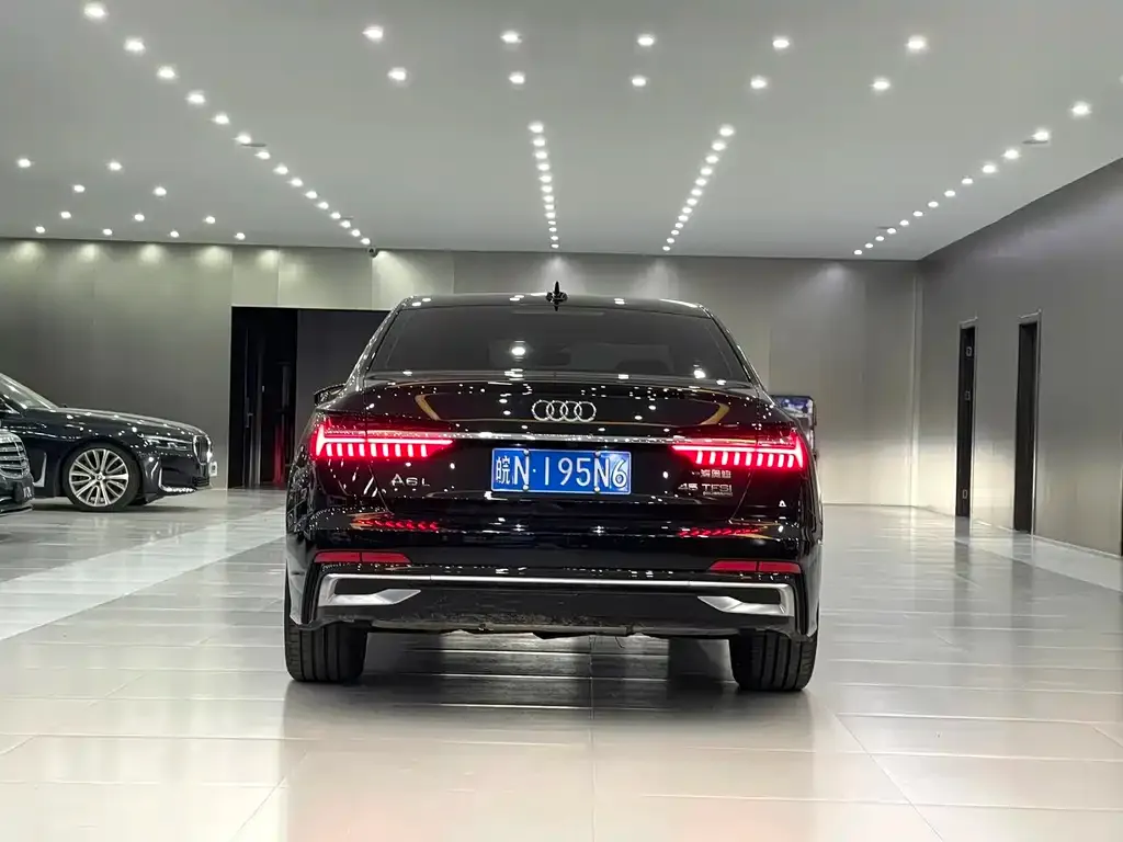 Audi A6L — фото 3