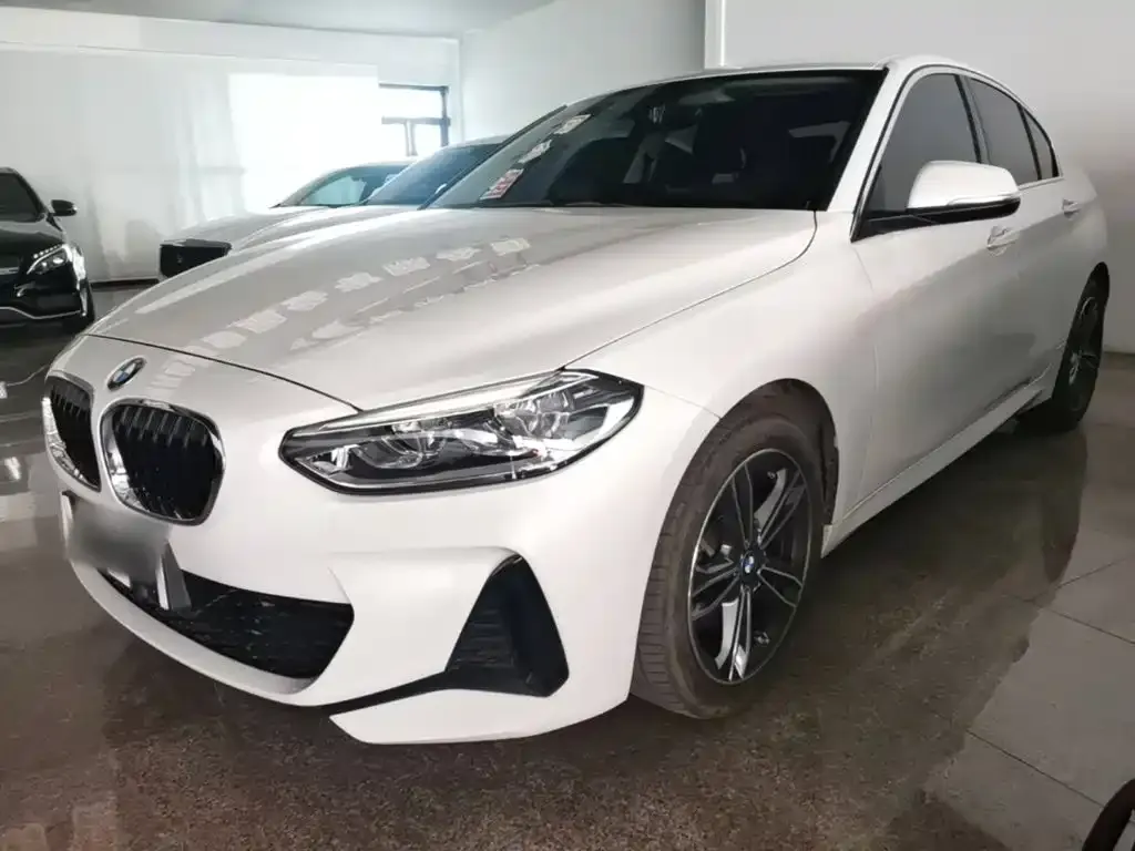 BMW 1 Series — фото 1