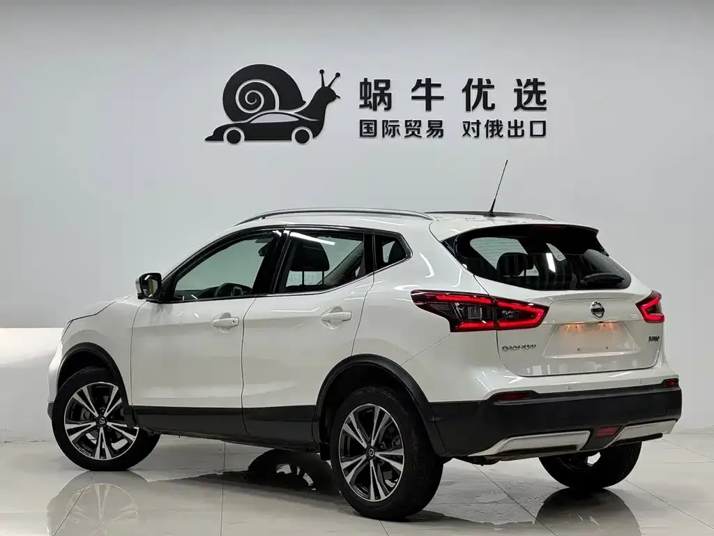 Nissan Qashqai — фото 9