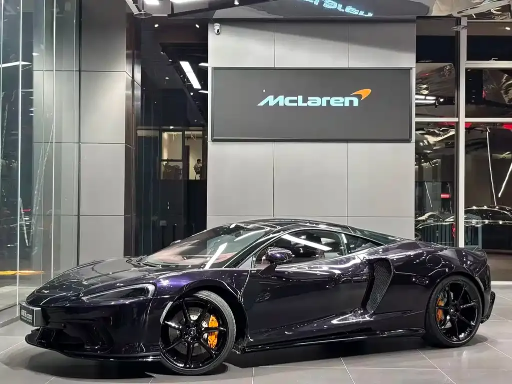 McLaren GT — фото 1