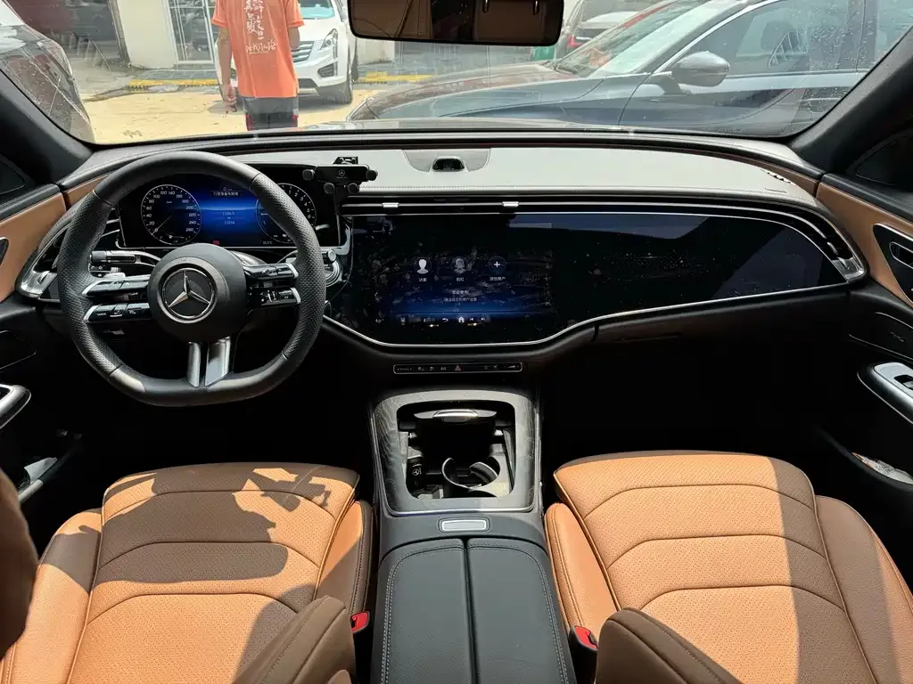Mercedes-Benz E-Class New Energy — фото 3