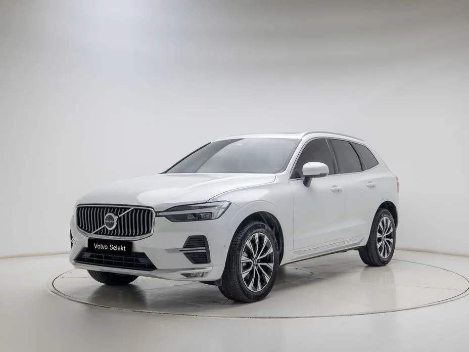 Volvo XC60 — фото 1