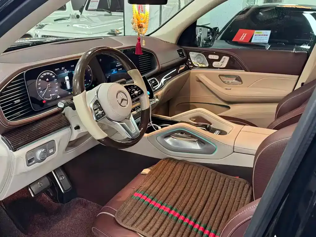 Mercedes-Benz GLS — фото 3