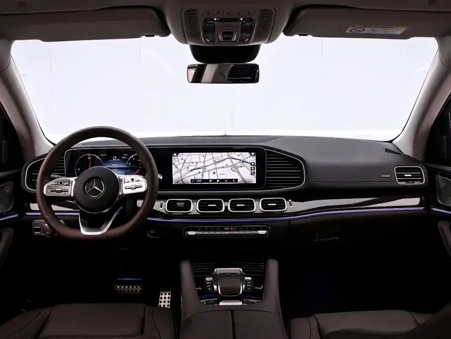 Mercedes-Benz GLS — фото 9