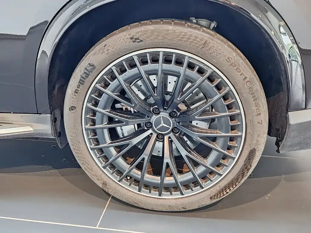 Mercedes-Benz GLC AMG — фото 10